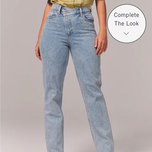 Abercrombie curve love ultra high rise 90’s straight jean